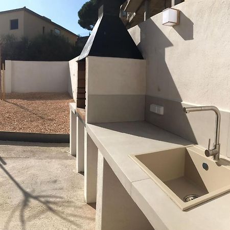 Apartament amb terrassa i parking Llanca Bagian luar foto